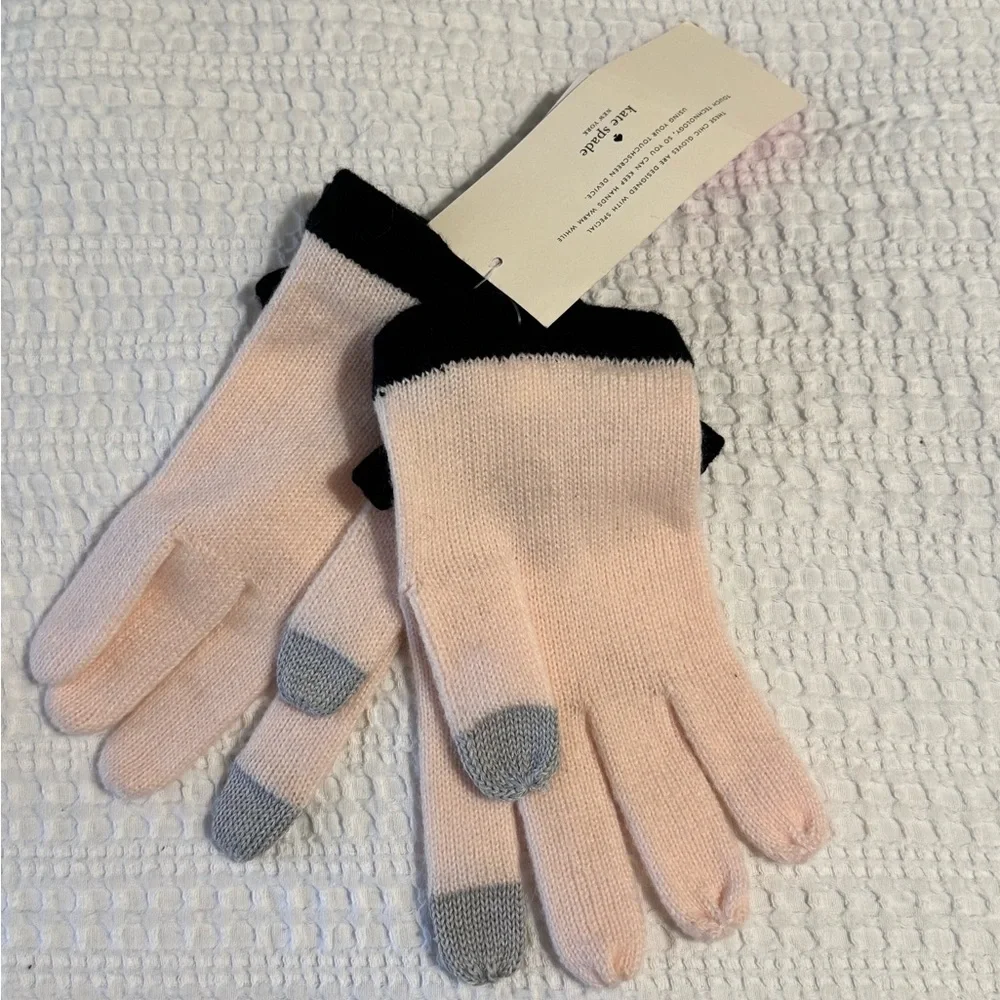 New Kate Spade Rose Dew Pink and Black Bow Tech Gloves